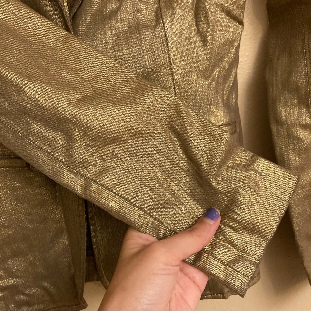 Gold Jacket - Picture 4 of 12